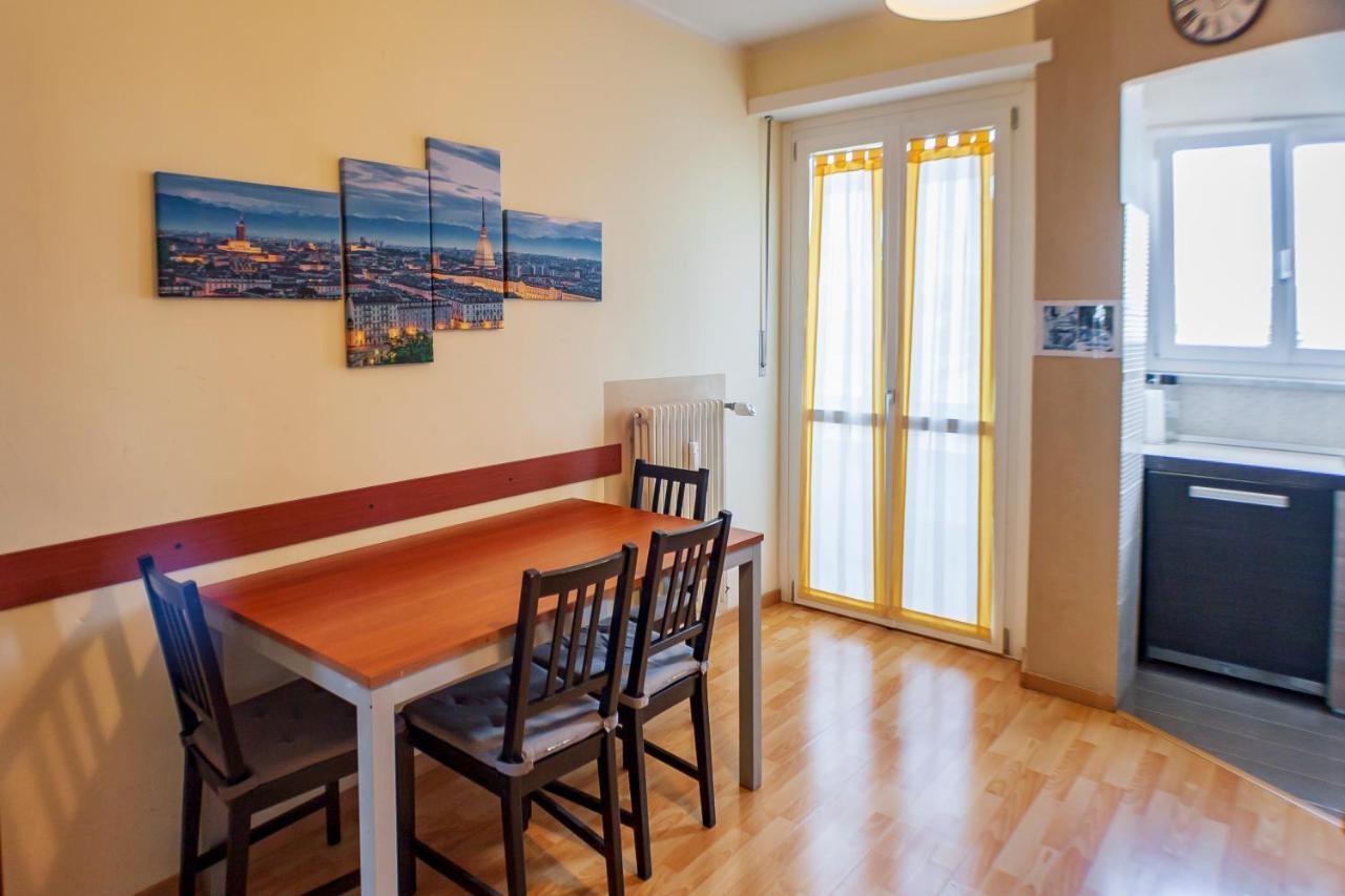 Attico Con Vista Apartment Торино Екстериор снимка